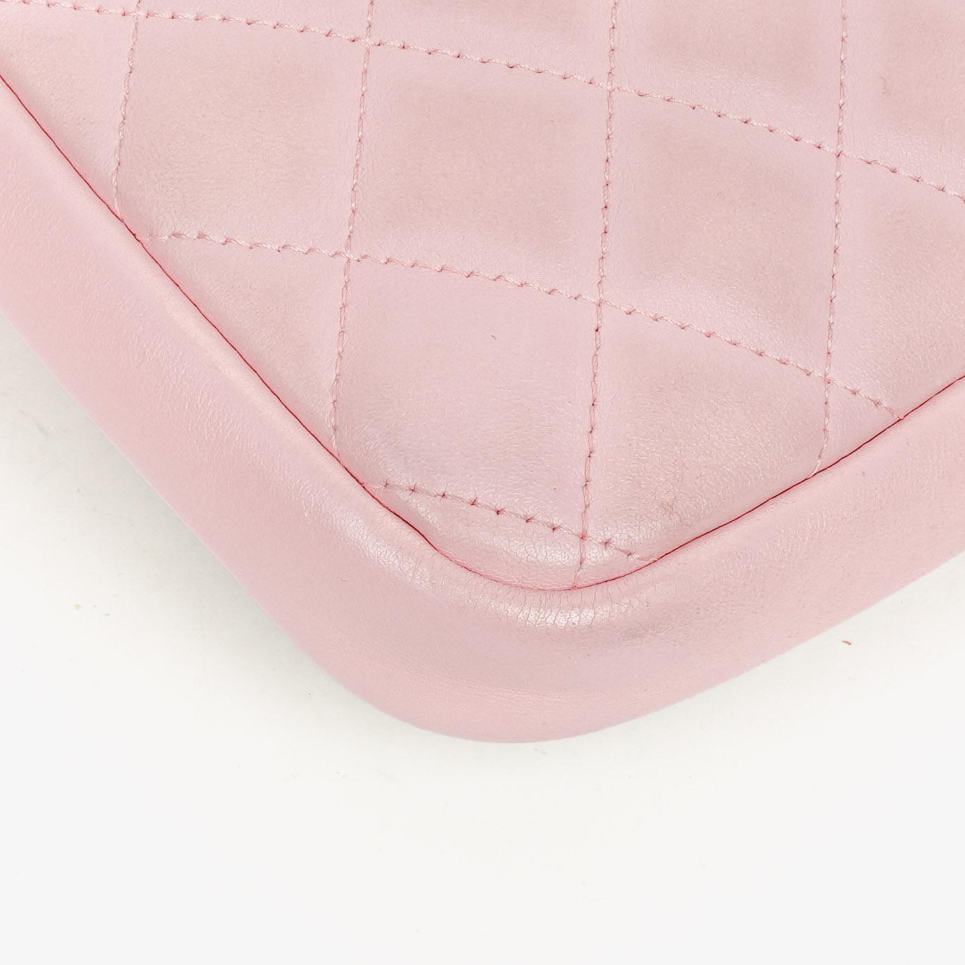 Chanel Cambon mittelgroße Messenger-Tasche aus rosa gestepptem Leder