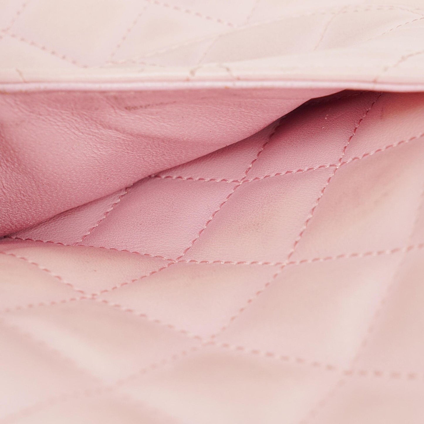 Chanel Cambon mittelgroße Messenger-Tasche aus rosa gestepptem Leder