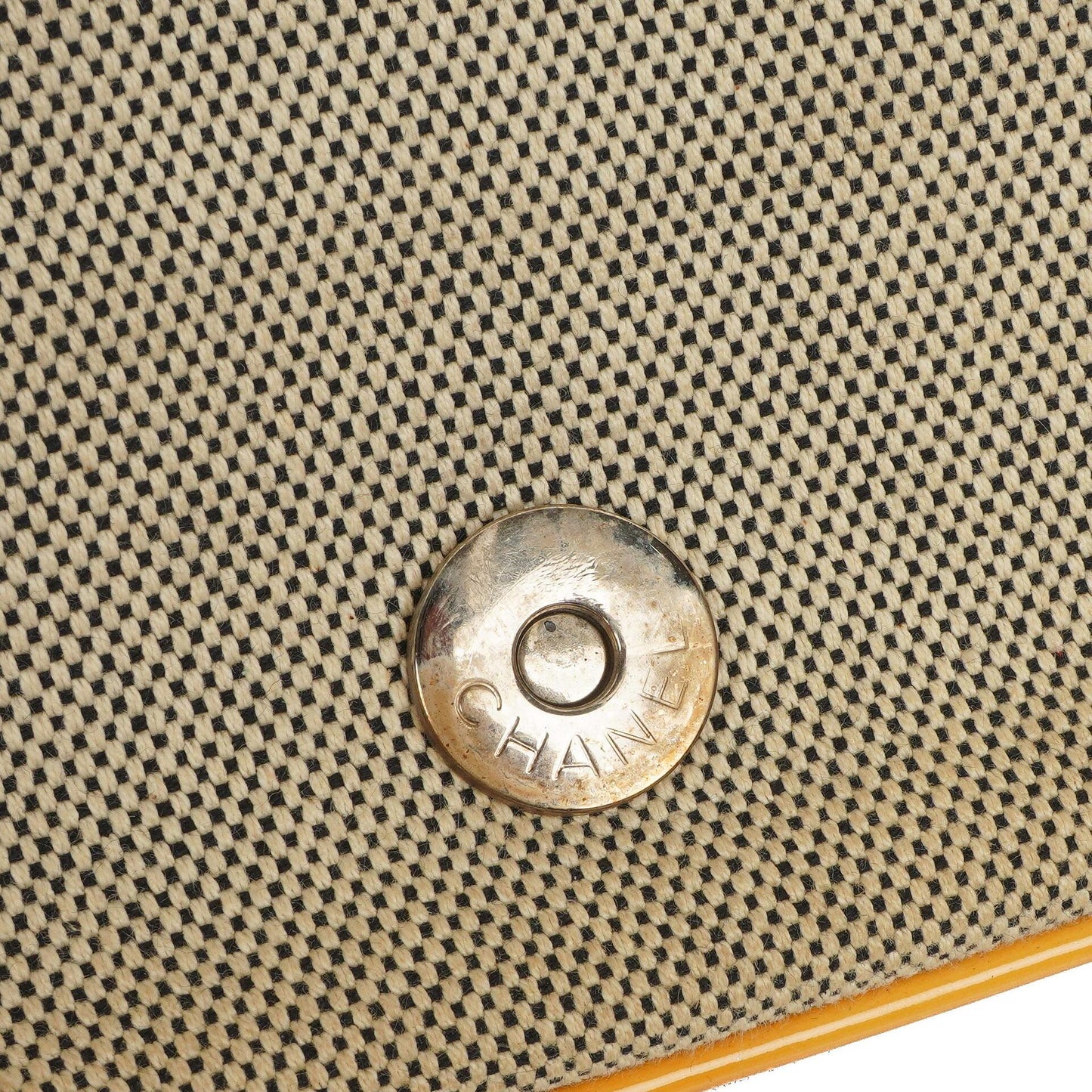 Chanel Camellia No. 5 CC Canvas Klapptasche