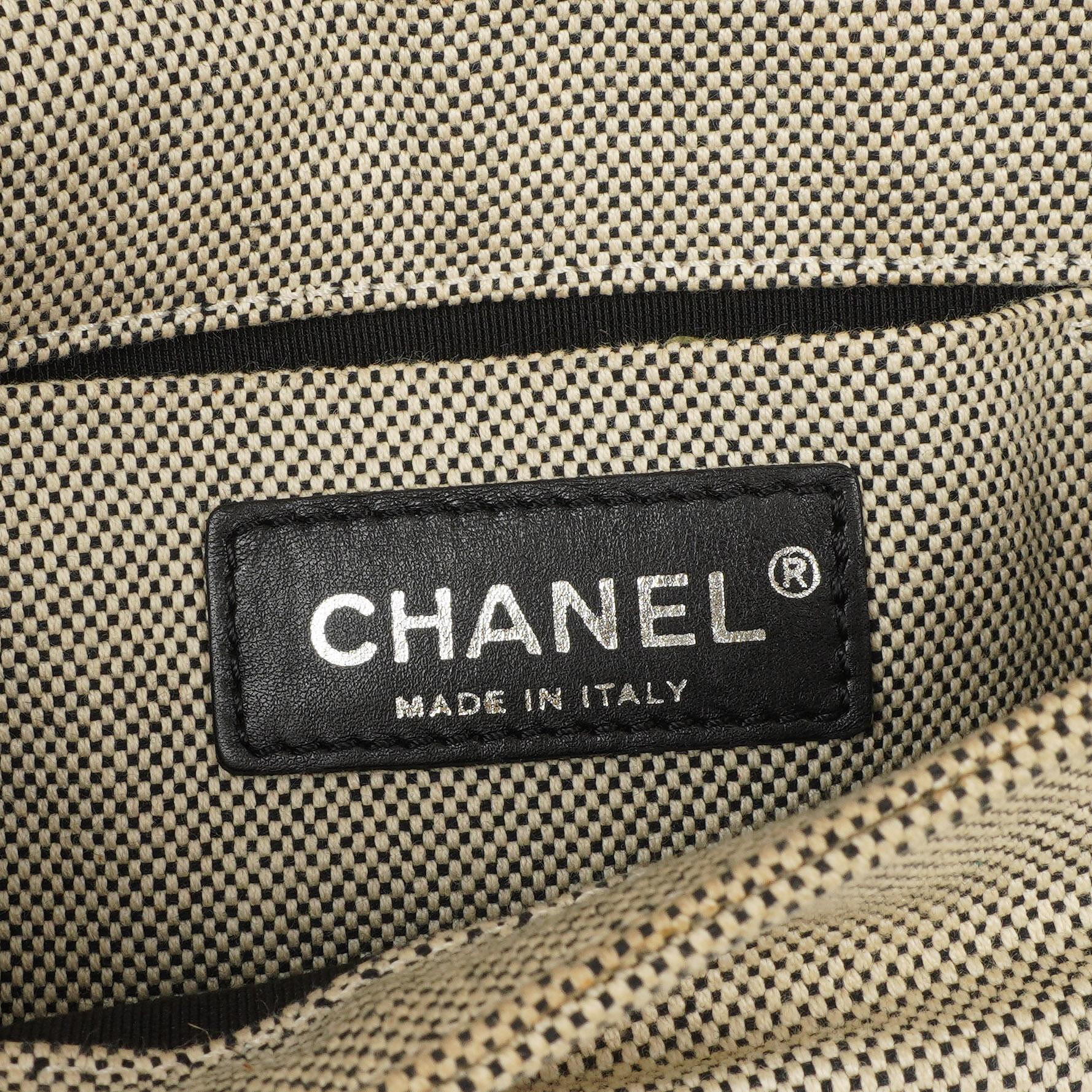 Chanel Camellia No. 5 CC Canvas Klapptasche