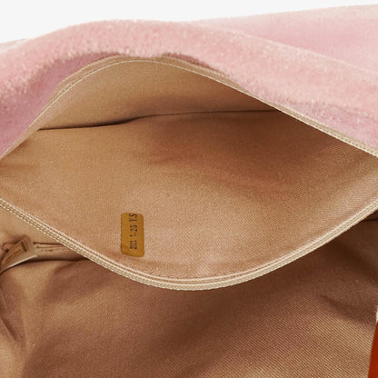 Chanel Camellia Tote Bag aus rosa Wildleder und Patentleder