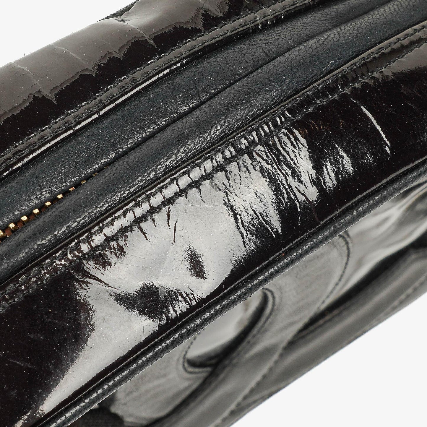 Chanel Camera CC kleine Schultertasche aus schwarzem Lackleder mit Quaste