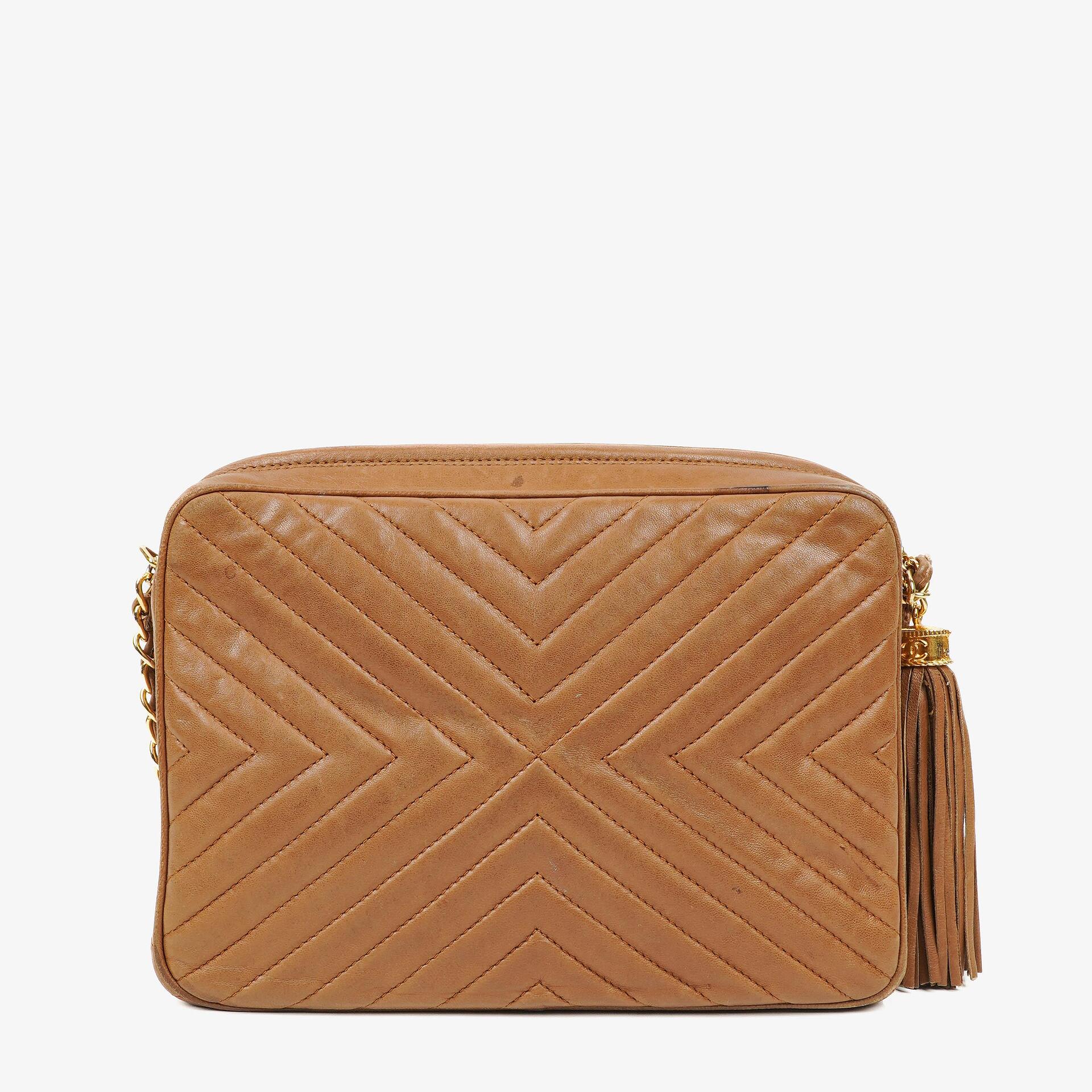Chanel Camera Umhängetasche aus braunem Leder mit Quaste