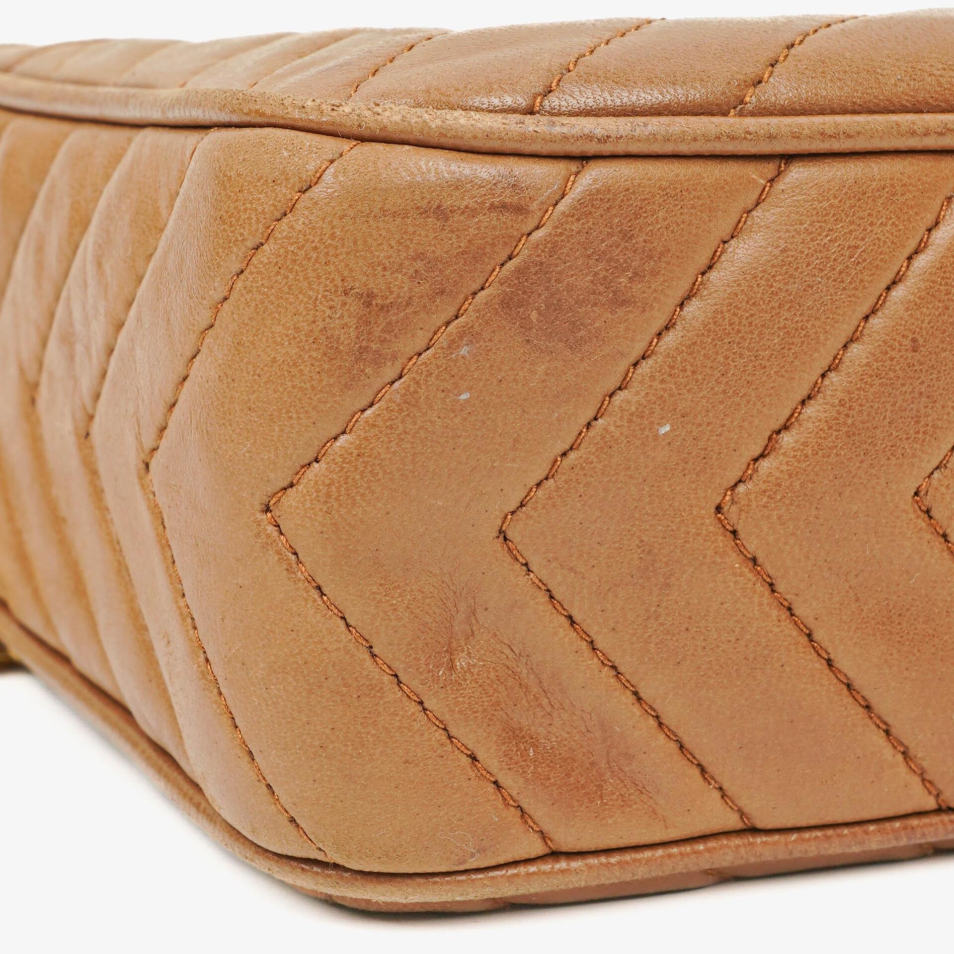 Chanel Camera Umhängetasche aus braunem Leder mit Quaste