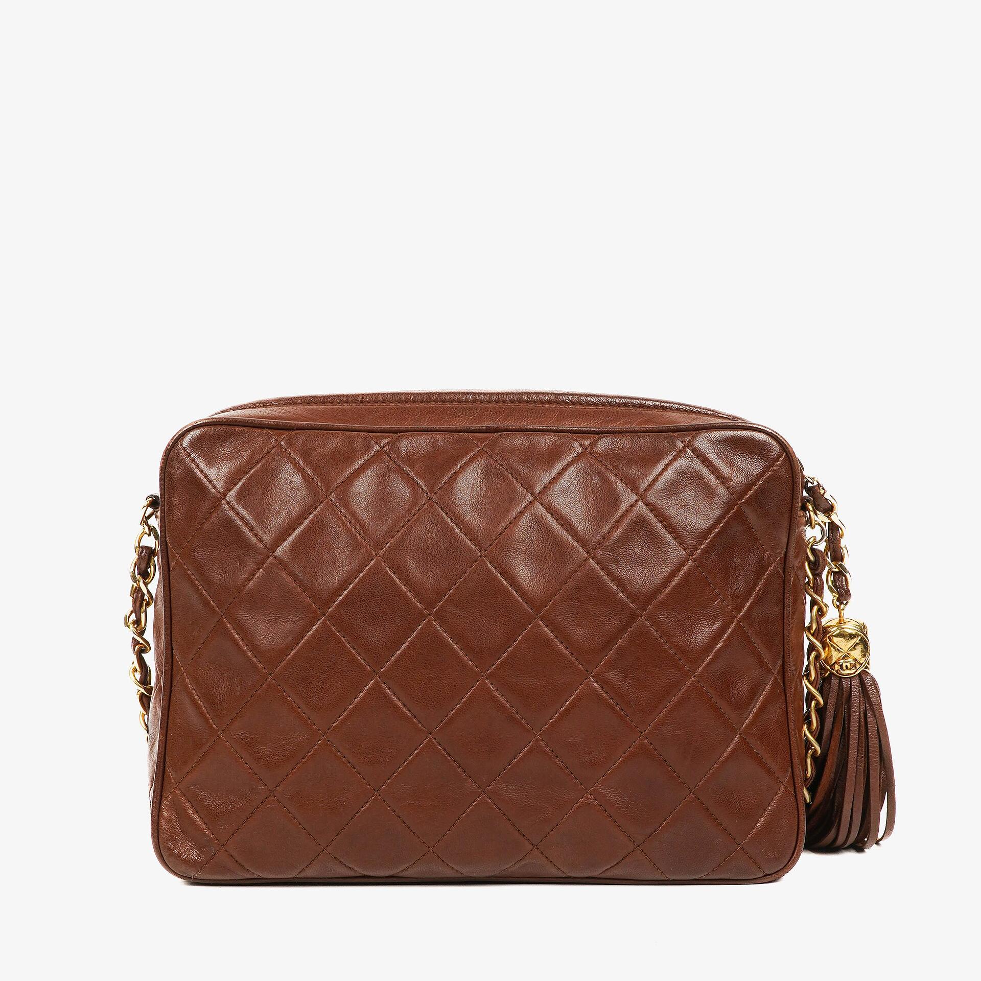 Chanel CC Camera Tassel Bag aus braunem gestepptem Lammleder