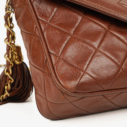 Chanel CC Camera Tassel Bag aus braunem gestepptem Lammleder