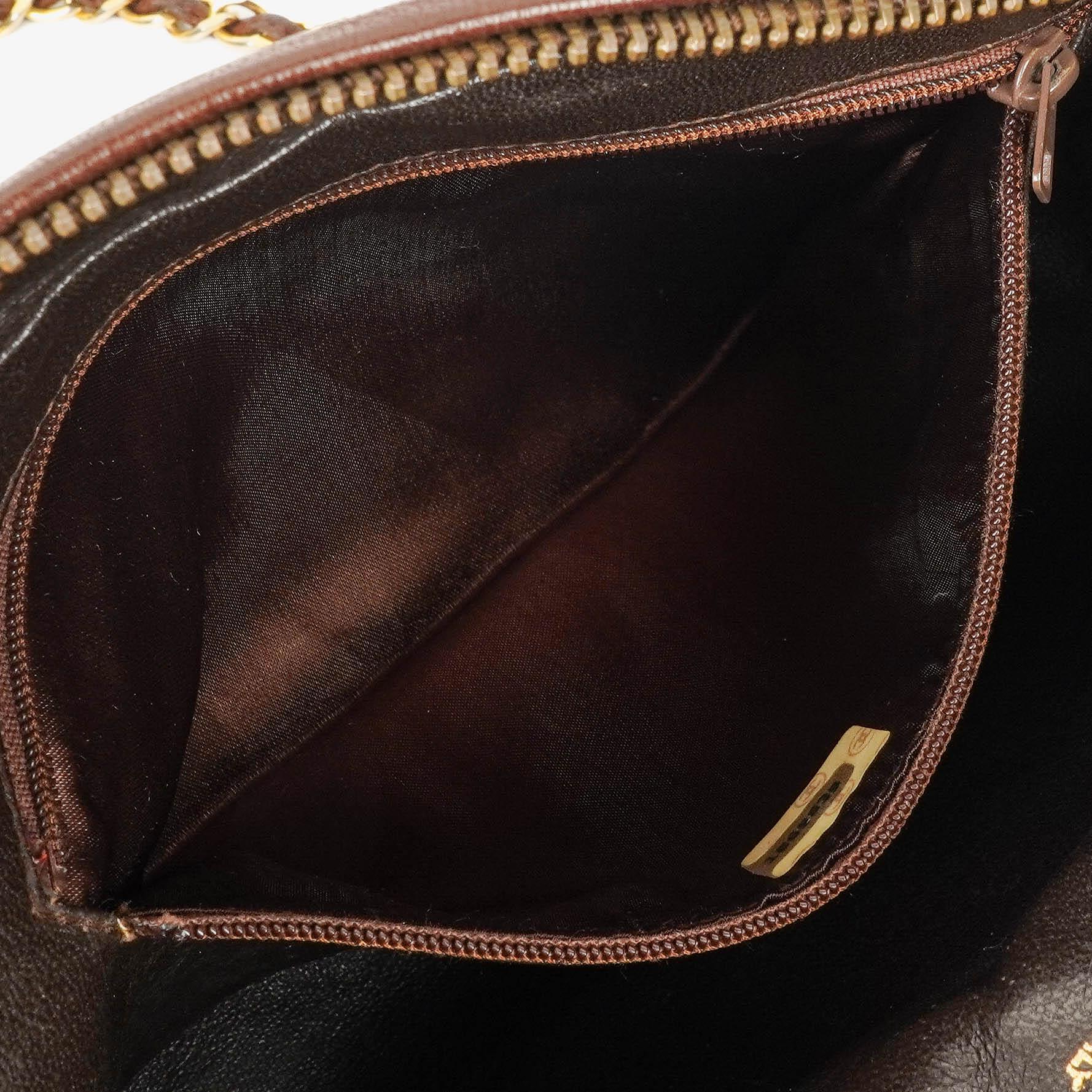 Chanel CC Camera Tassel Bag aus braunem gestepptem Lammleder