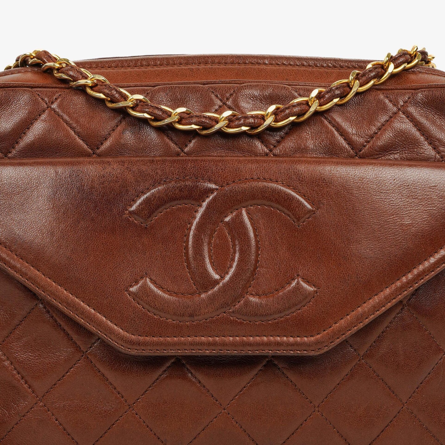 Chanel CC Camera Tassel Bag aus braunem gestepptem Lammleder