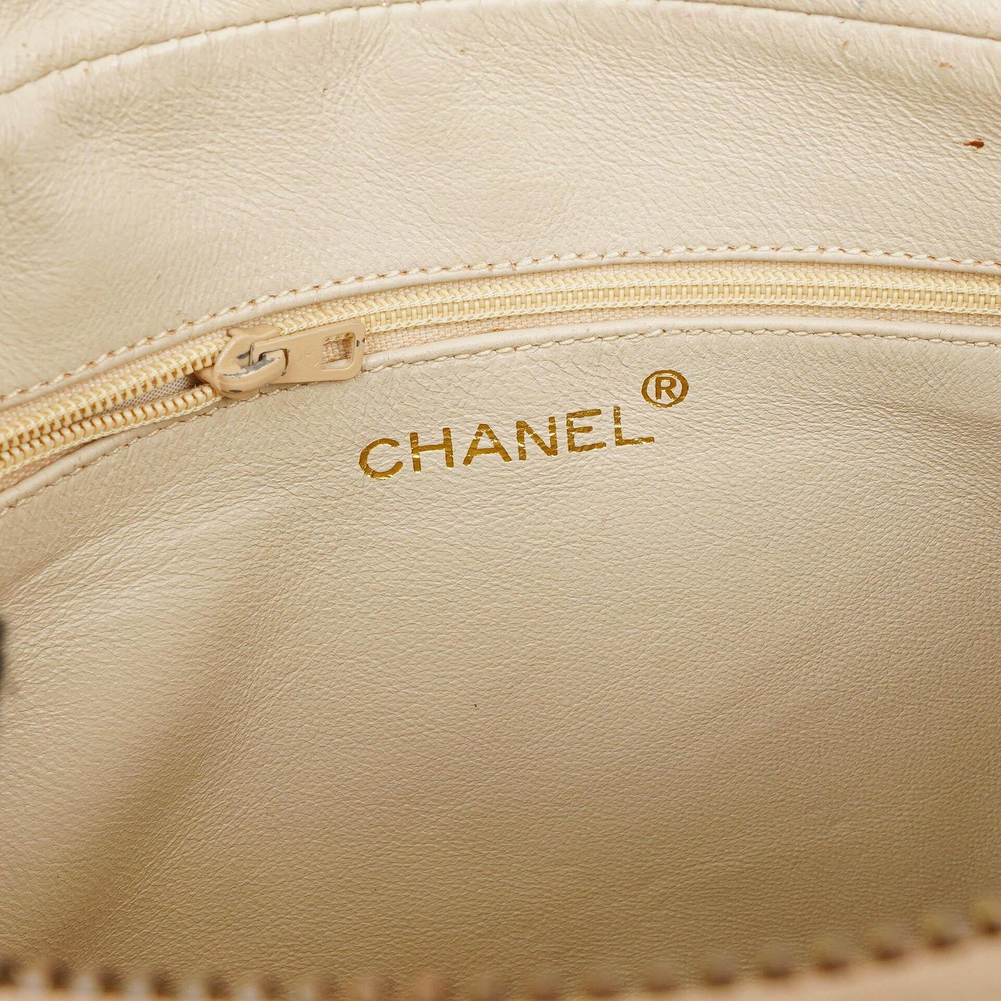 Chanel Kamera Quaste in Beige Stepp-Lammleder