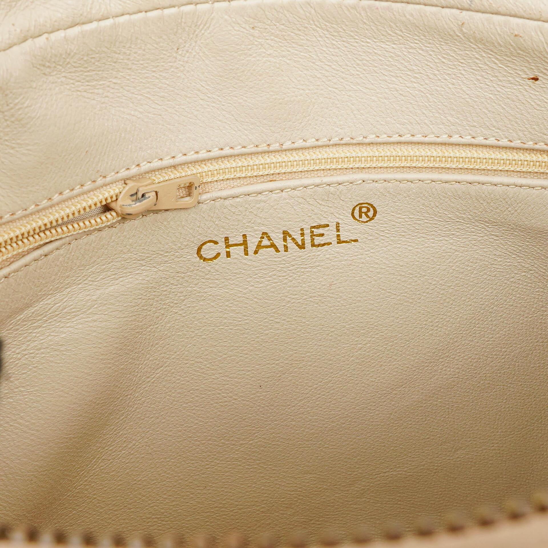 Chanel Kamera Quaste in Beige Stepp-Lammleder