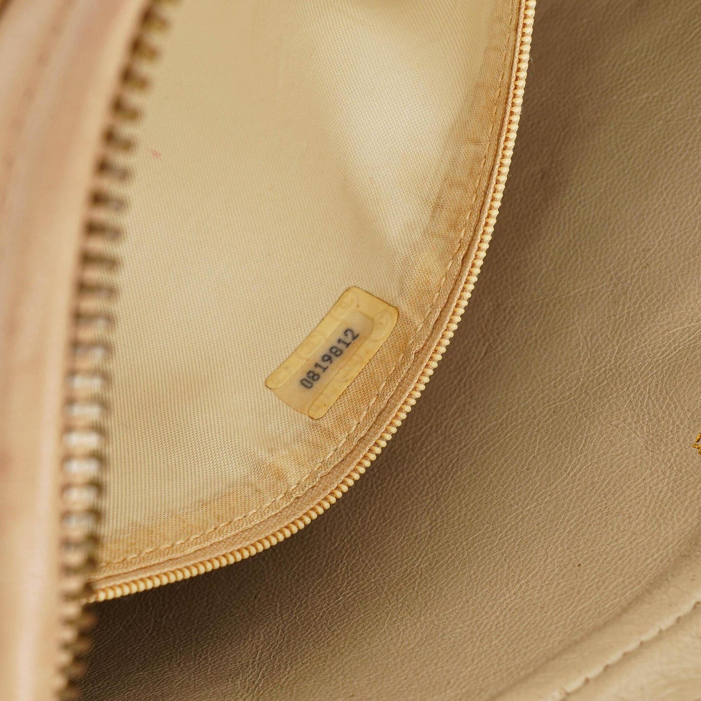 Chanel Kamera Quaste in Beige Stepp-Lammleder