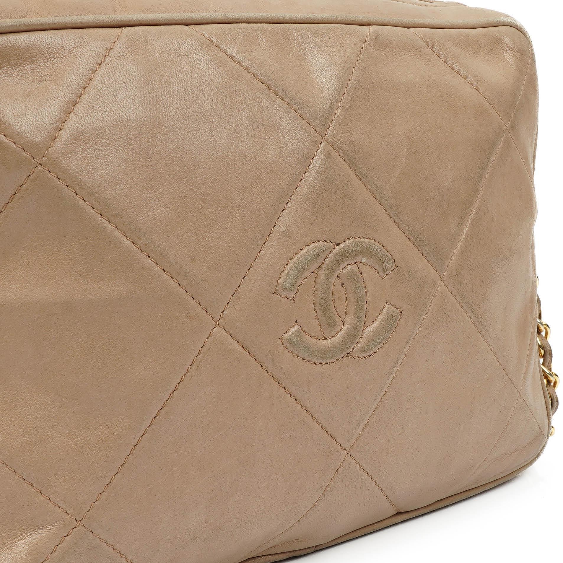 Chanel Kamera Quaste in Beige Stepp-Lammleder