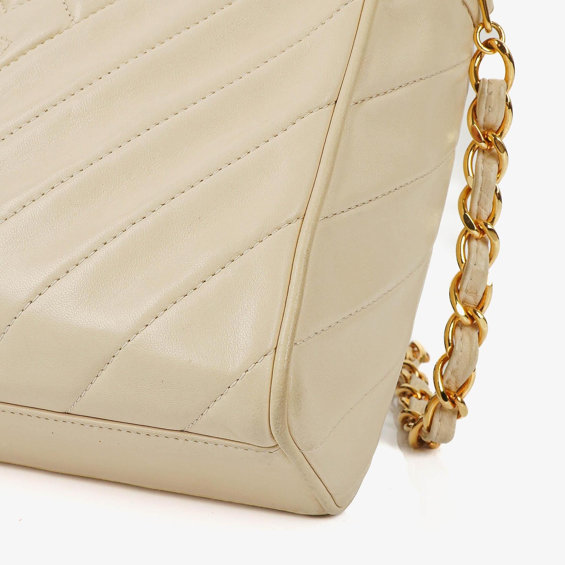 Chanel Kamera Quaste Leder Vordertasche Umhängetasche