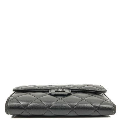 Chanel Kartenhalter Geldbörse So Black Gestepptes Lammleder Flap