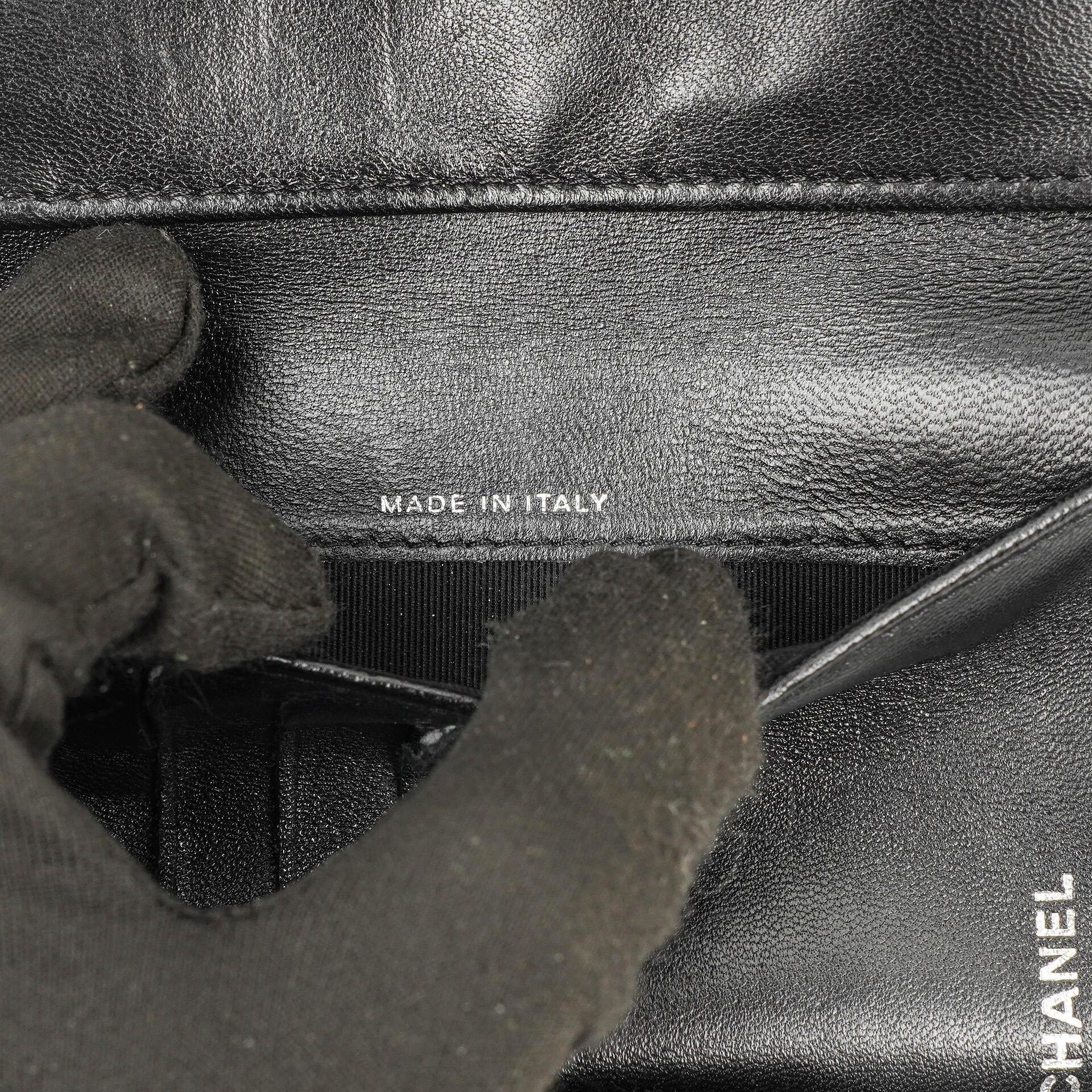 Chanel Kartenhalter Geldbörse So Black Gestepptes Lammleder Flap