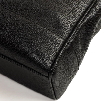 Chanel Caviar CC Klappenschultertasche, 24K Vergoldete Beschläge