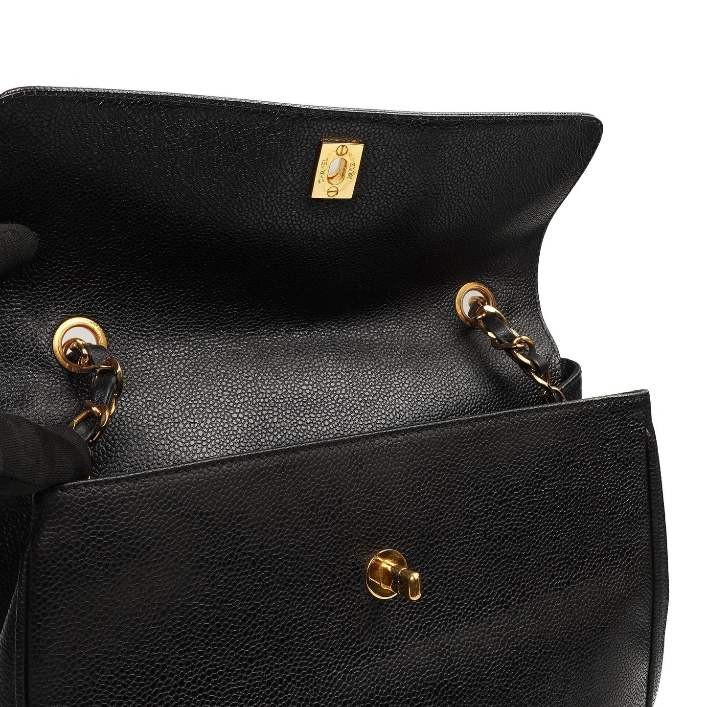 Chanel Caviar CC Klappenschultertasche, 24K Vergoldete Beschläge