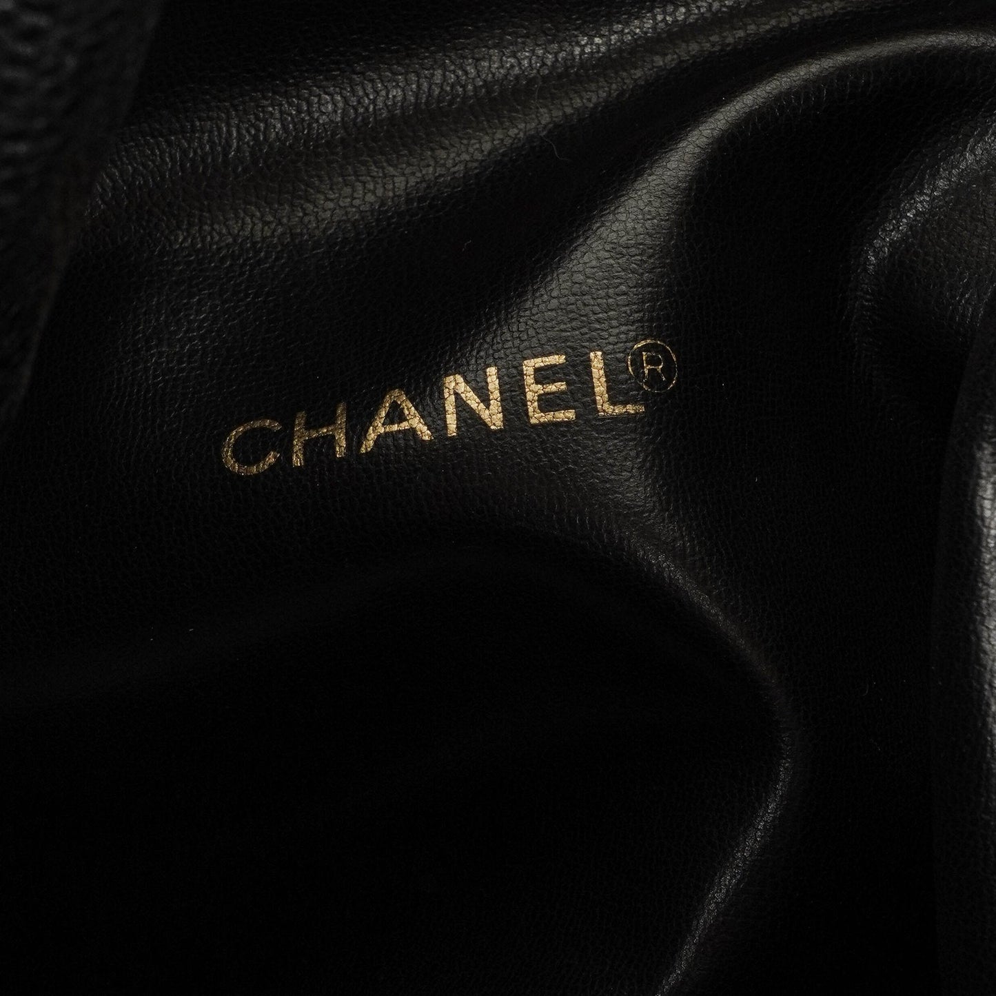 Chanel Kordelzug-Rucksack aus gestepptem Caviar