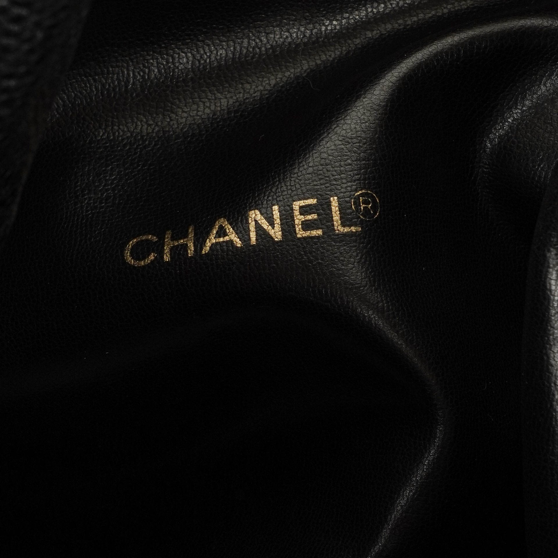 Chanel Kordelzug-Rucksack aus gestepptem Caviar