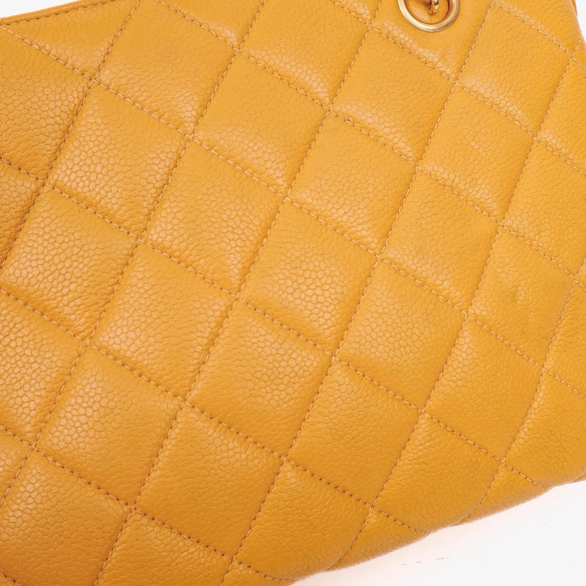 Chanel Kaviar Stepp-Leder Schultertasche