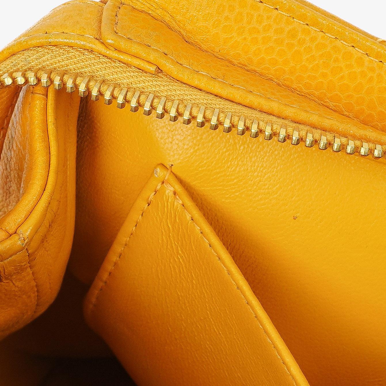 Chanel Kaviar Stepp-Leder Schultertasche