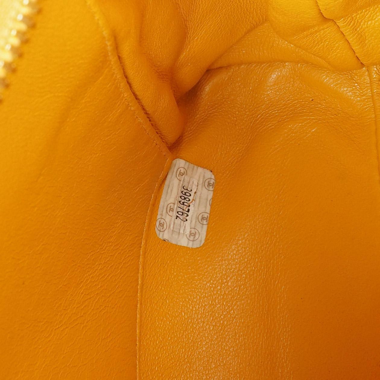 Chanel Kaviar Stepp-Leder Schultertasche