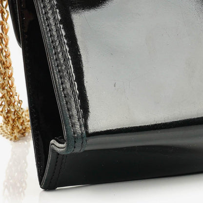 Chanel CC Schwarze Umschlag Lackleder Mehrfach-Ketten Schultertasche
