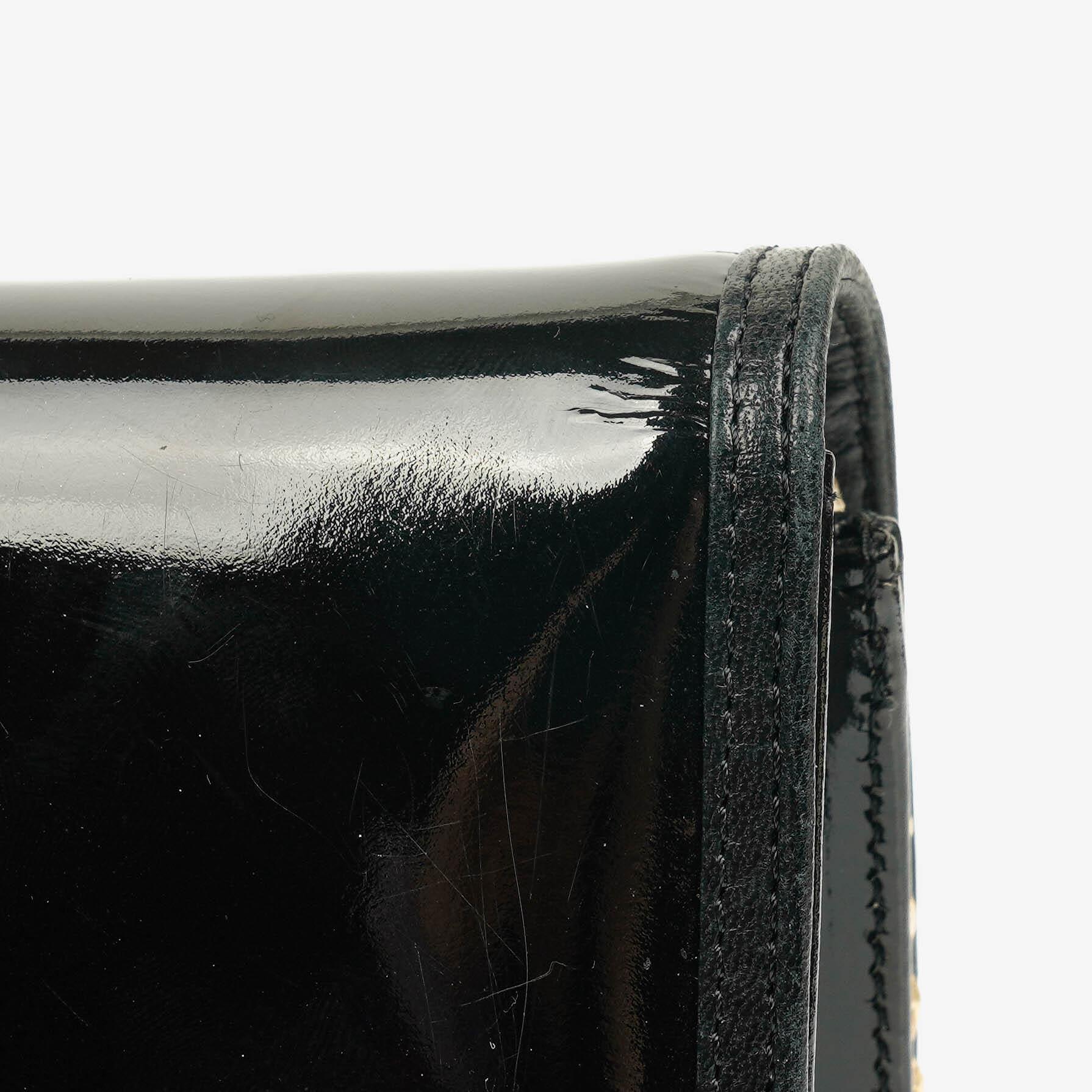 Chanel CC Schwarze Umschlag Lackleder Mehrfach-Ketten Schultertasche