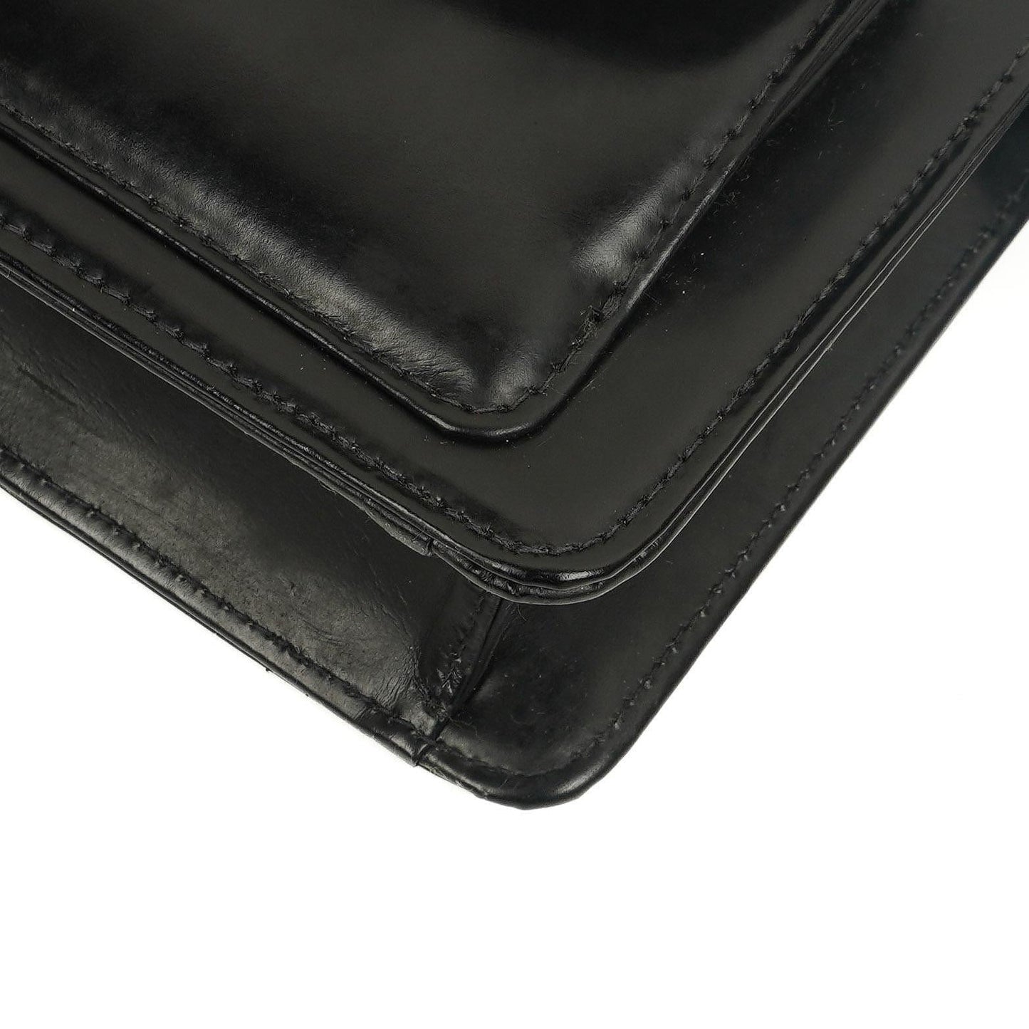 Chanel CC Schwarze Leder Clutch 24K Goldbeschläge, 1996-1997