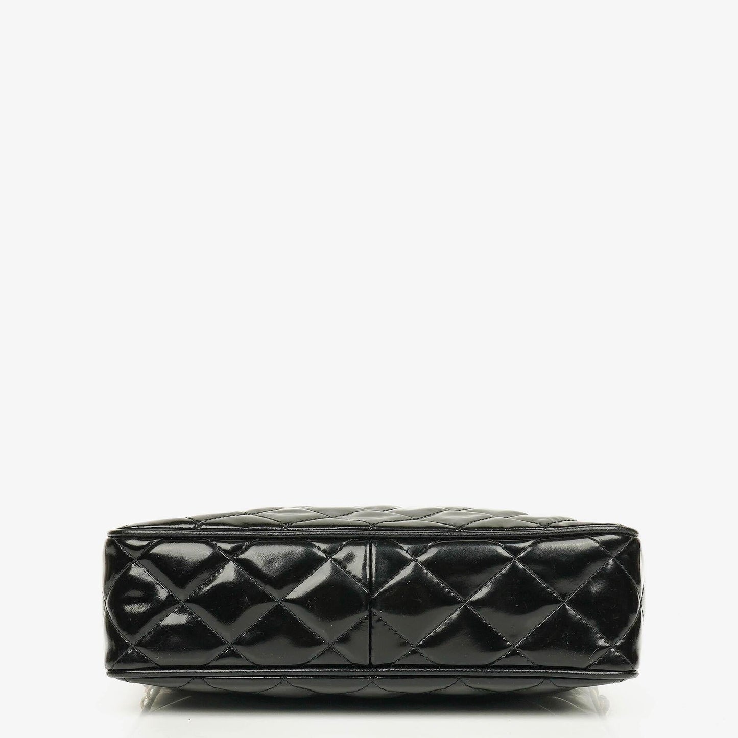 Chanel CC Camera Tassel Tasche aus schwarzem gestepptem Lackleder