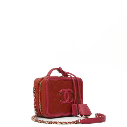 Chanel CC Filigree Small Vanity Case aus rot-rosa gestepptem Caviar-Leder mit champagnergoldfarbener Hardware