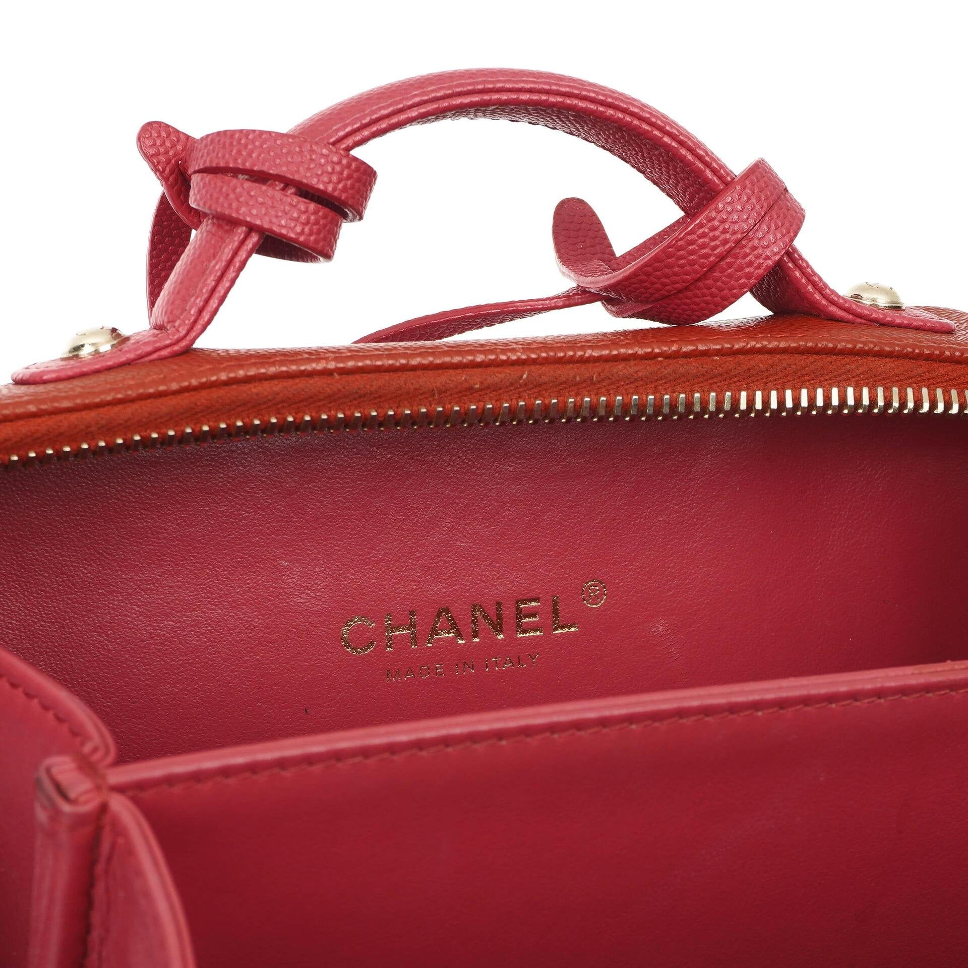 Chanel CC Filigree Small Vanity Case aus rot-rosa gestepptem Caviar-Leder mit champagnergoldfarbener Hardware