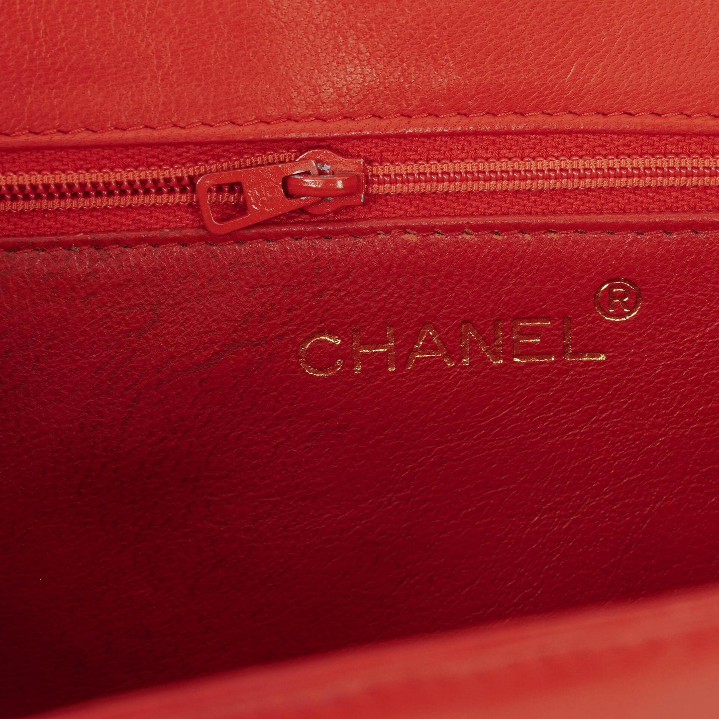 Chanel CC Logo Full Flap Schultertasche aus rotem Leder