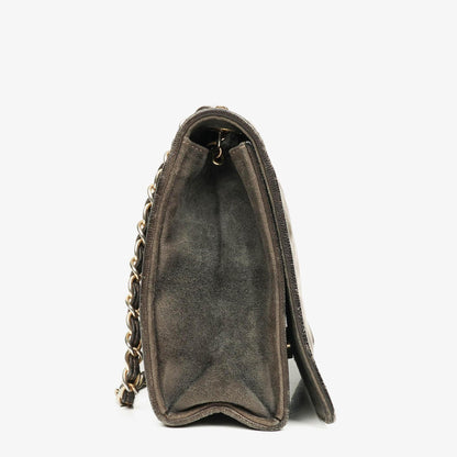 Chanel CC Logo Full Flap Schultertasche aus Wildleder