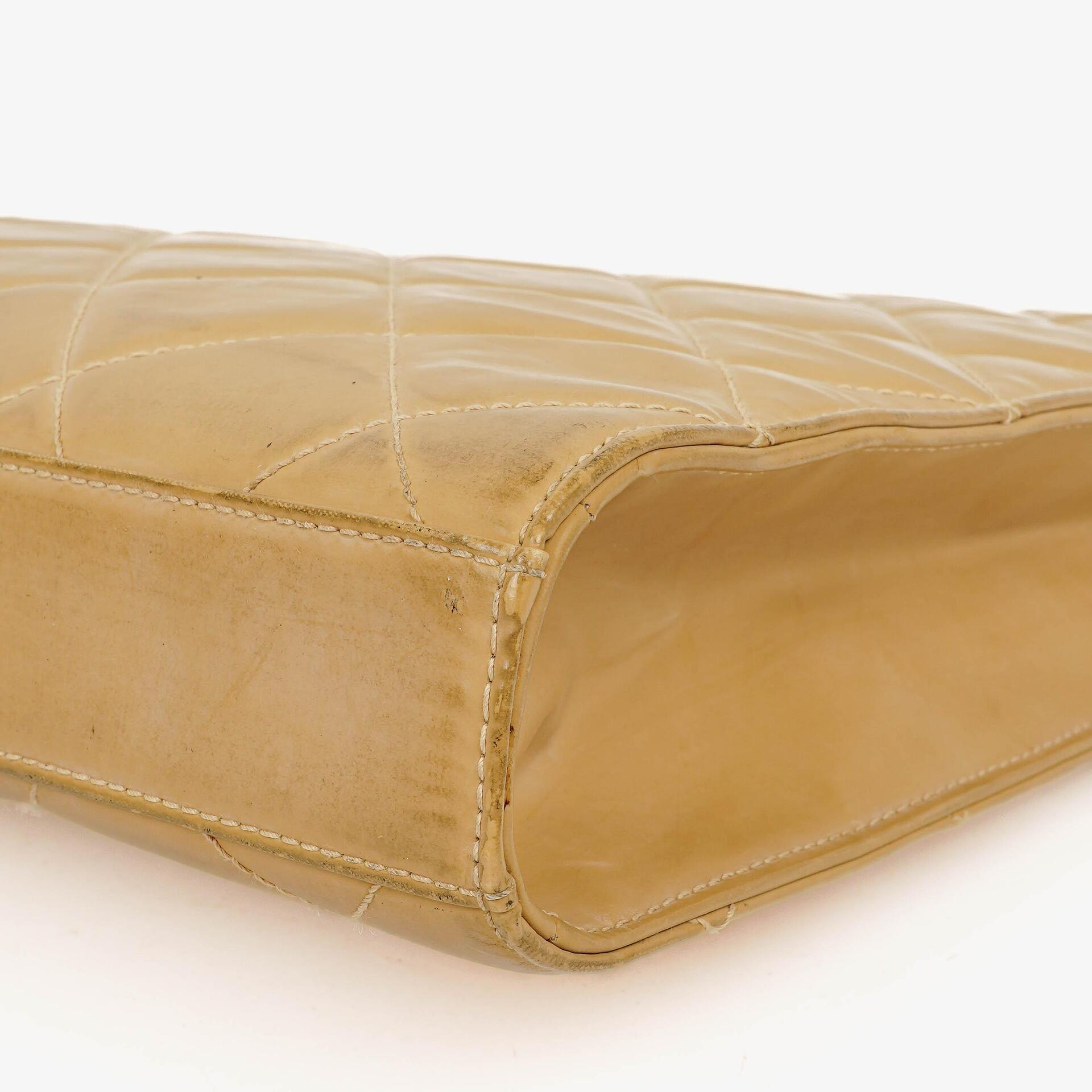 Chanel CC Maxi Logo Aktentasche Beige