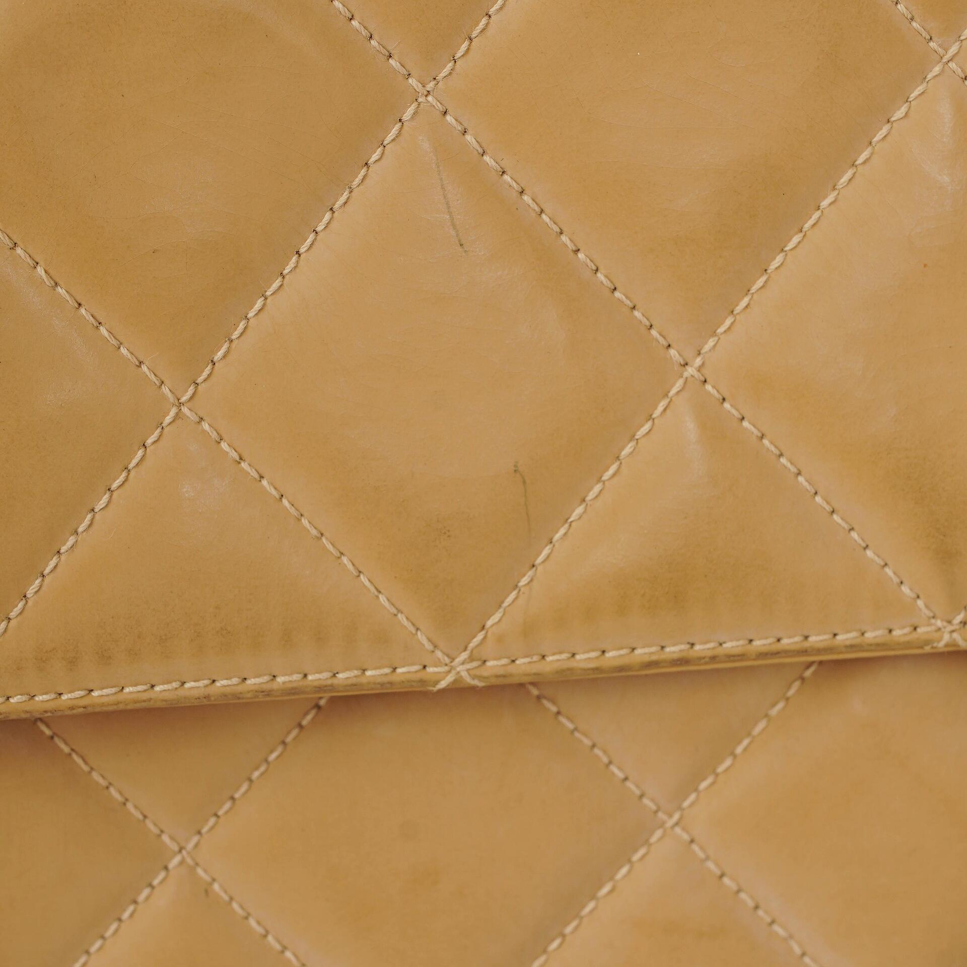 Chanel CC Maxi Logo Aktentasche Beige