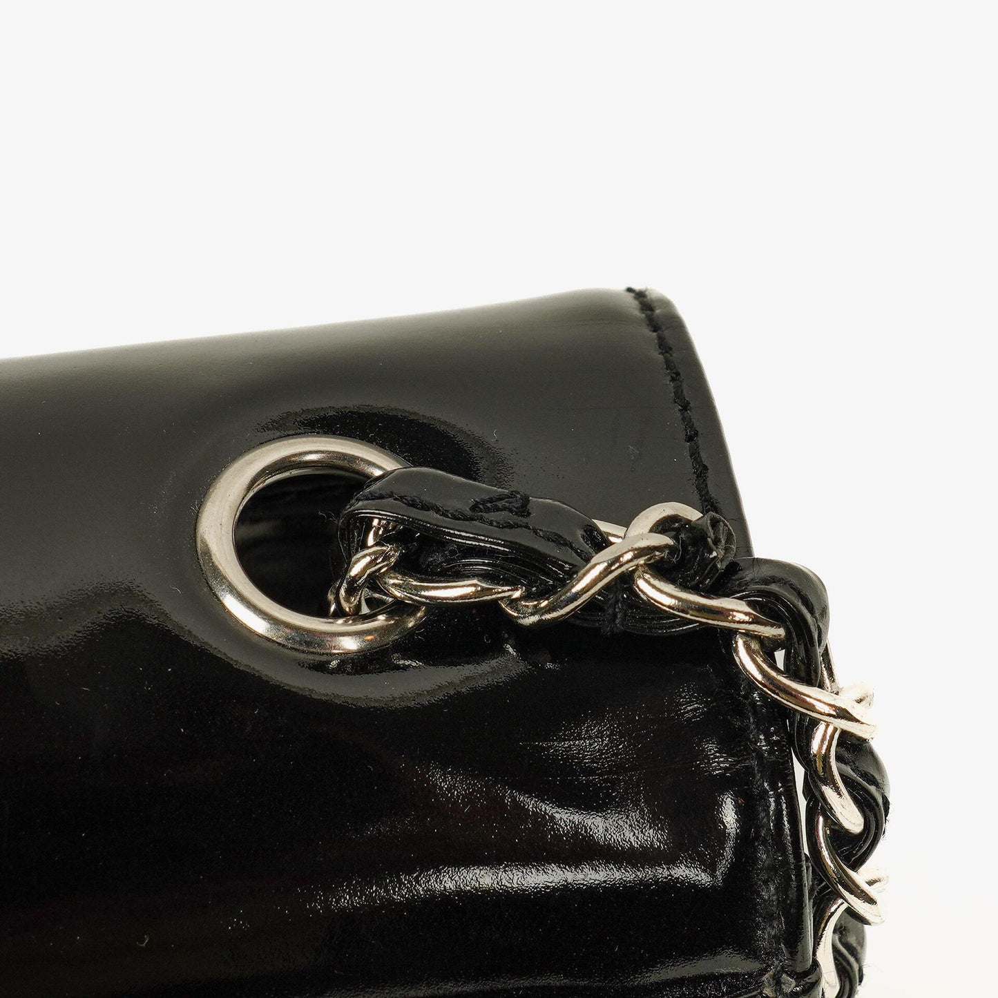 Chanel CC Square Flap Bag aus schwarzem Lackleder
