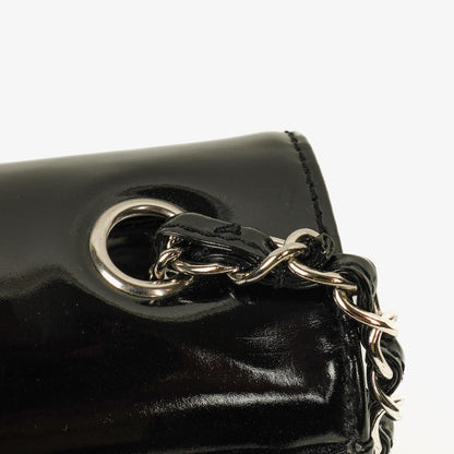 Chanel CC Square Flap Bag aus schwarzem Lackleder