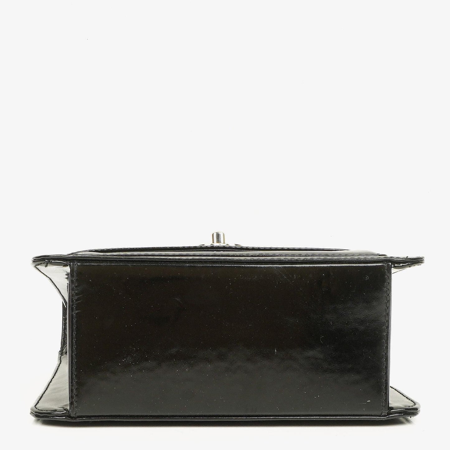 Chanel CC Square Flap Bag aus schwarzem Lackleder