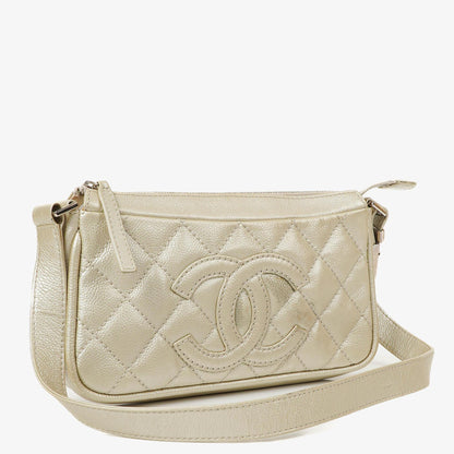 Chanel CC Timeless Schultertasche aus metallischem gestepptem Kaviarleder