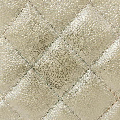 Chanel CC Timeless Schultertasche aus metallischem gestepptem Kaviarleder
