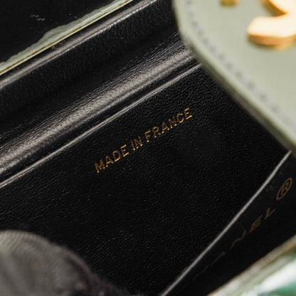 Chanel CC Vanity Case aus gestepptem Lackleder