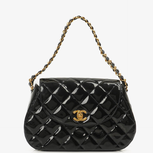 Chanel Ketten-Top-Handle Einzelklappen-Tasche Schwarz gestepptes Lackleder mit 24K goldplattierter Hardware