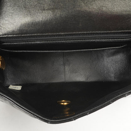 Chanel Ketten-Top-Handle Einzelklappen-Tasche Schwarz gestepptes Lackleder mit 24K goldplattierter Hardware