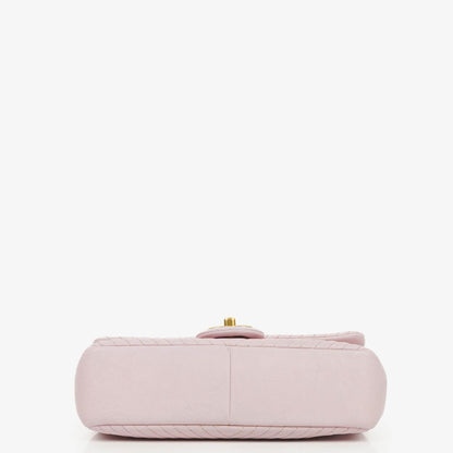Chanel Small Classic Flap Bag aus Chevron-Leder