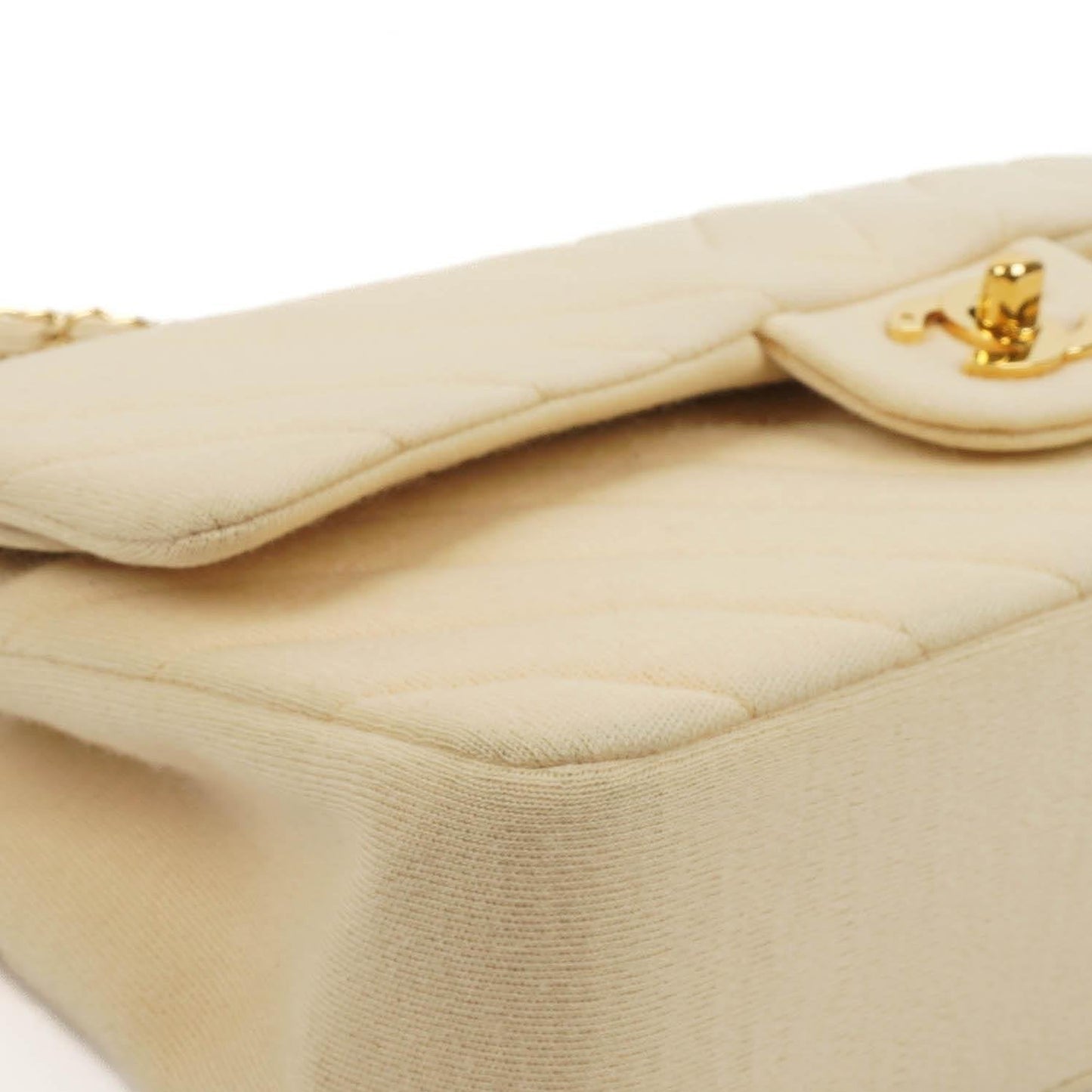 Chanel Chevron Medium Double Flap Tasche aus beigem gestepptem Jersey mit 24K vergoldeter Hardware