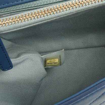 Chanel Chevron Gesteppt Große Umschlagtasche Blau Kalbsleder Goldfarbene Beschläge, 2018-2019