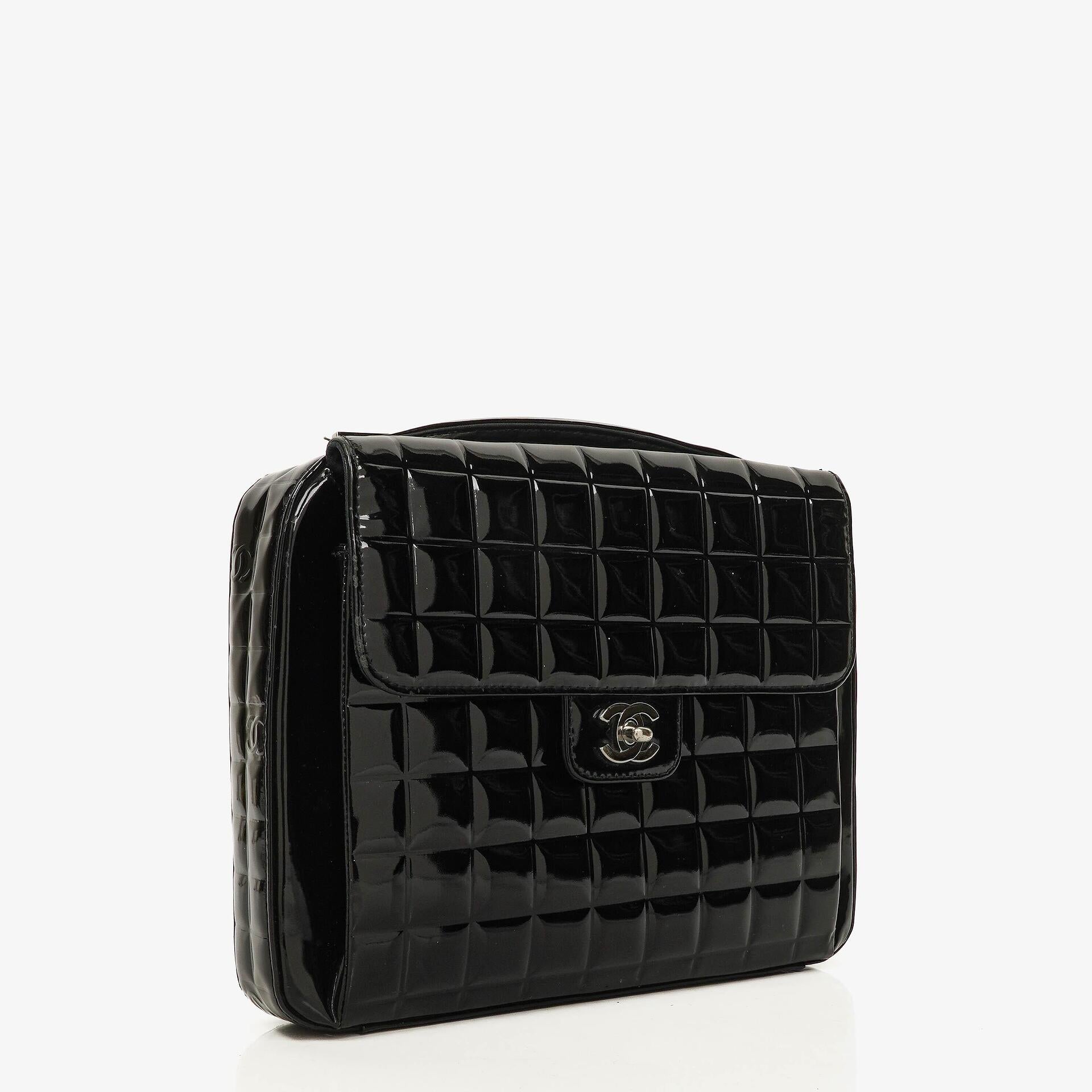 Chanel Chocolate Bar Aktentasche aus schwarzem Lackleder mit silberfarbener Hardware