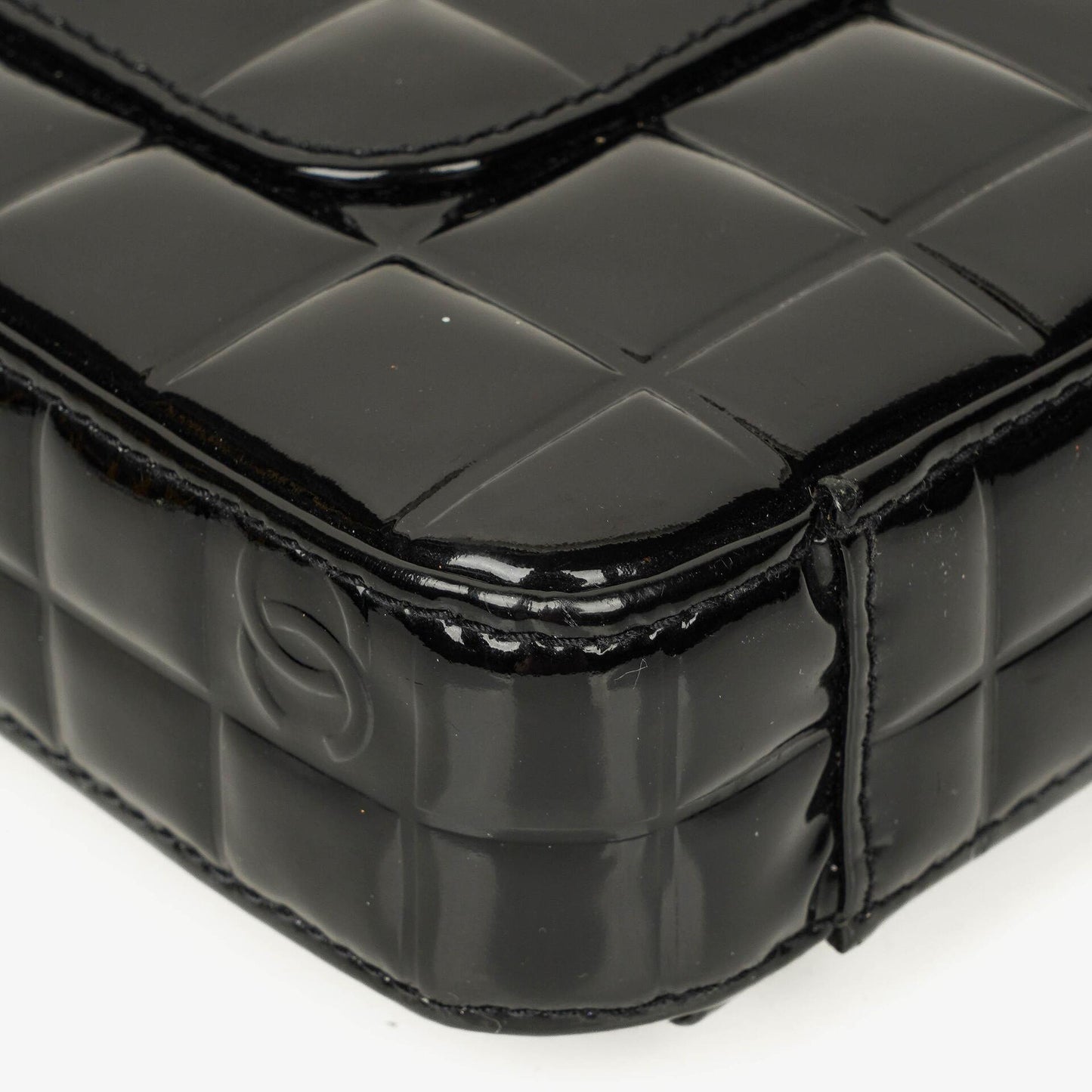 Chanel Chocolate Bar Aktentasche aus schwarzem Lackleder mit silberfarbener Hardware
