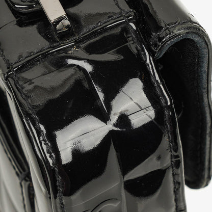 Chanel Chocolate Bar Aktentasche aus schwarzem Lackleder mit silberfarbener Hardware